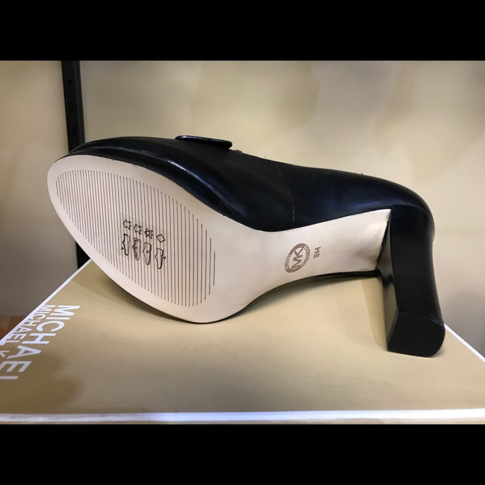 MICHAEL Michael Kors Tierlyn Platform. - Picture 3 of 5